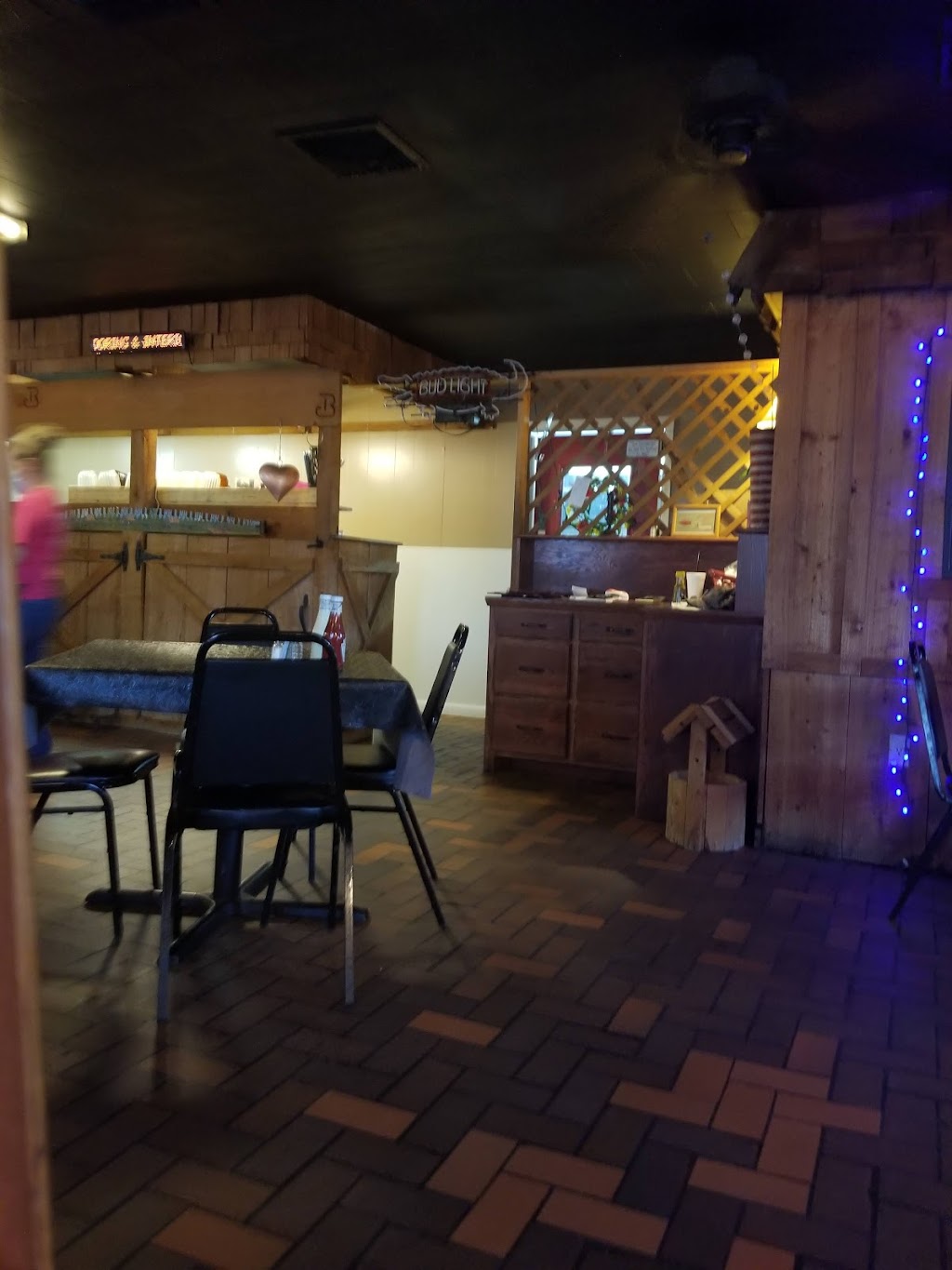 Browns Landing | restaurant | 120 Browns Landing Rd, Winnsboro, LA 71295, USA | 3184355291 OR +1 318-435-5291