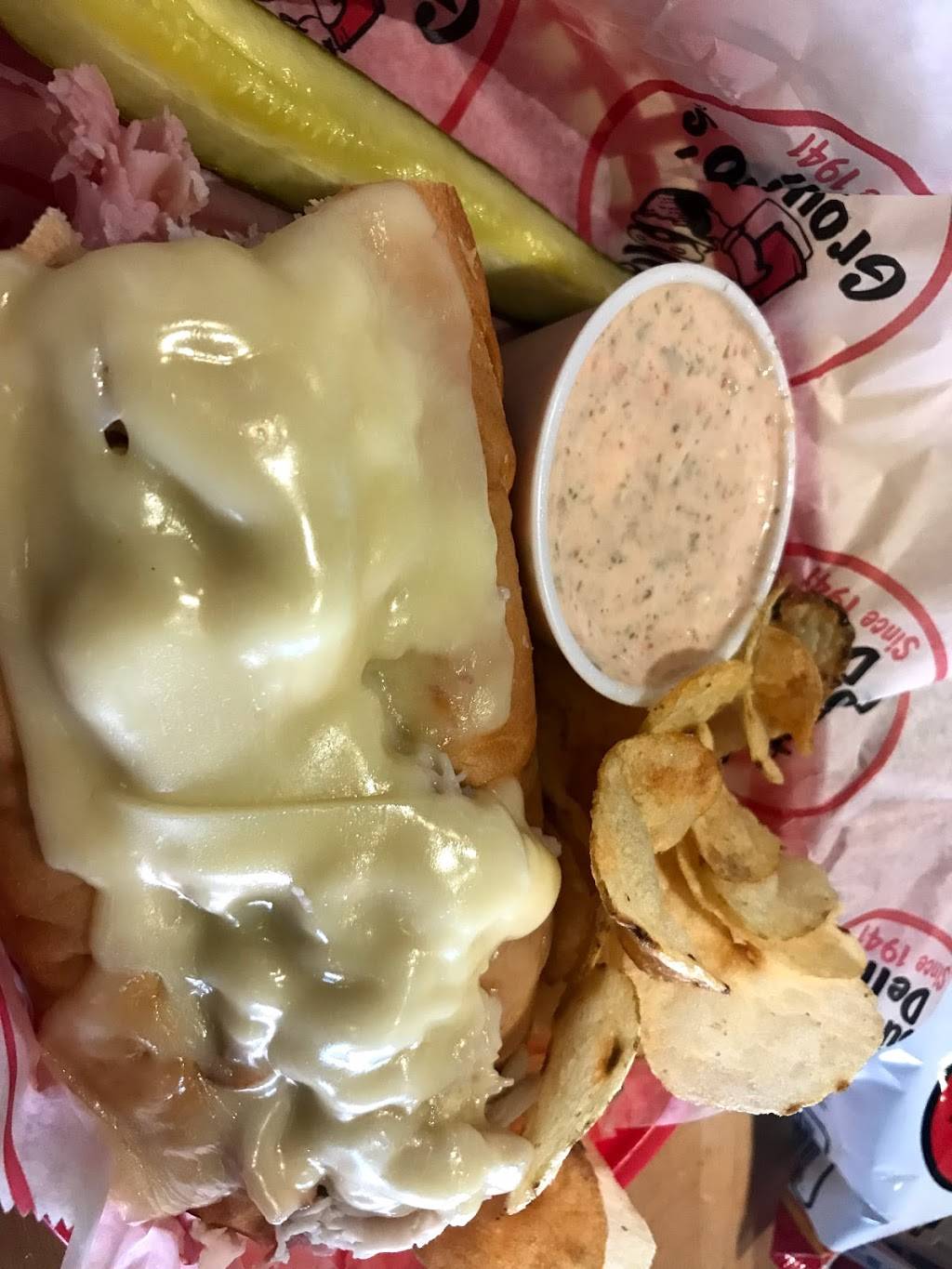 Grouchos Deli | meal takeaway | 20 E Coffee St, Greenville, SC 29601, USA | 8645521541 OR +1 864-552-1541