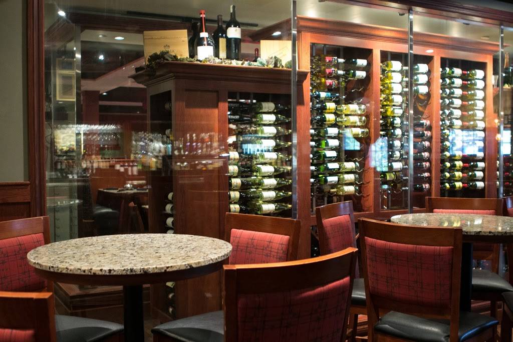 The Melting Pot | restaurant | 2377 Broadhollow Rd, Farmingdale, NY 11735, USA | 6317524242 OR +1 631-752-4242