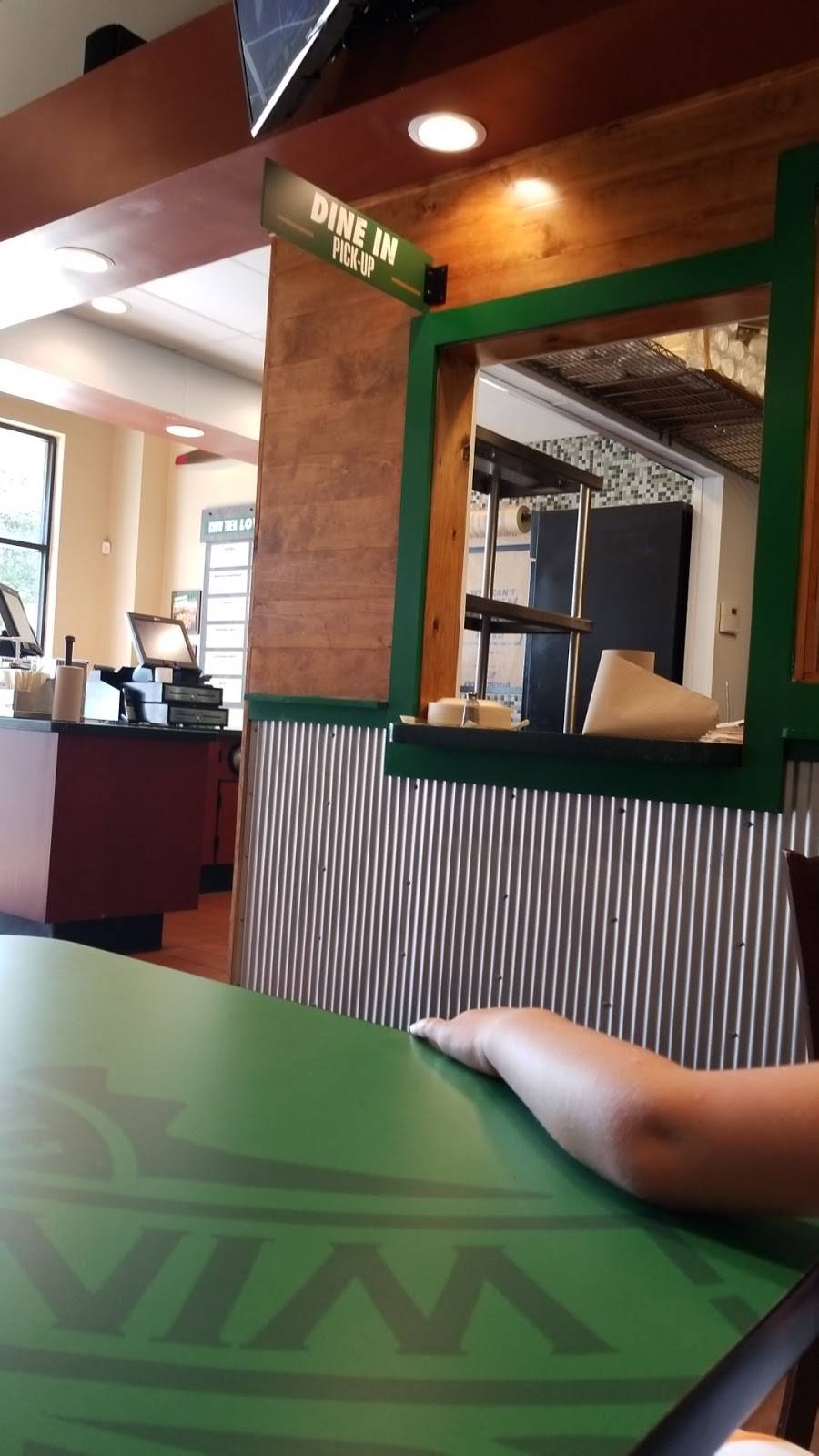 Wingstop | restaurant | 3850 College St Ste 200, Beaumont, TX 77701, USA | 4092139464 OR +1 409-213-9464