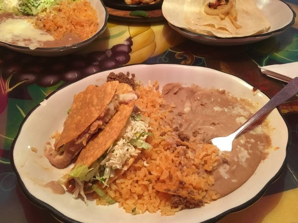 El Jalisco Mexican Restaurant | restaurant | 107 College Park Plaza, Johnstown, PA 15904, USA | 8142664400 OR +1 814-266-4400