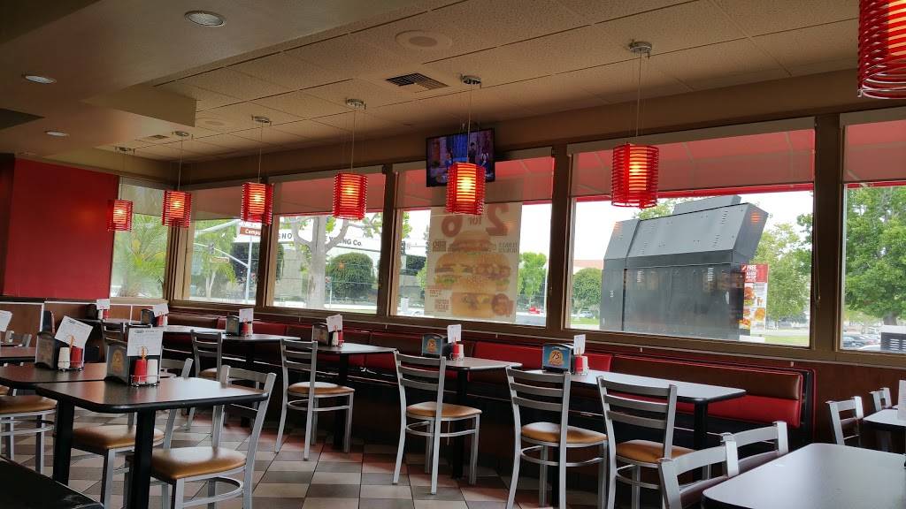 Carls Jr. | restaurant | 4880 Campus Dr, Newport Beach, CA 92660, USA | 9492528736 OR +1 949-252-8736