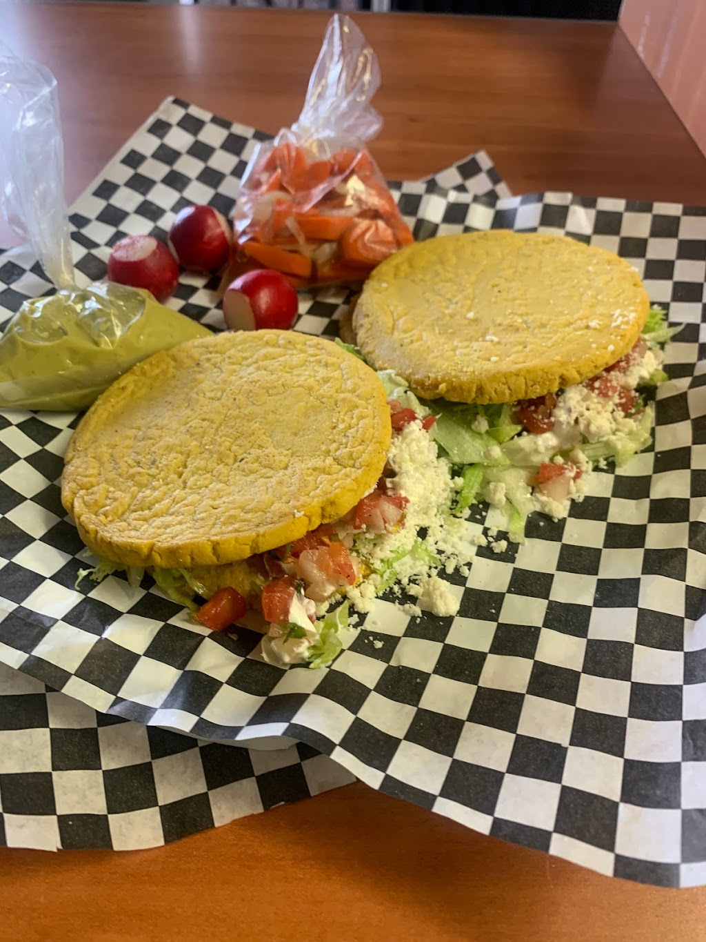 Taqueria Pachamama | restaurant | 345 W Foothill Blvd, Rialto, CA 92376, USA | 9099900089 OR +1 909-990-0089