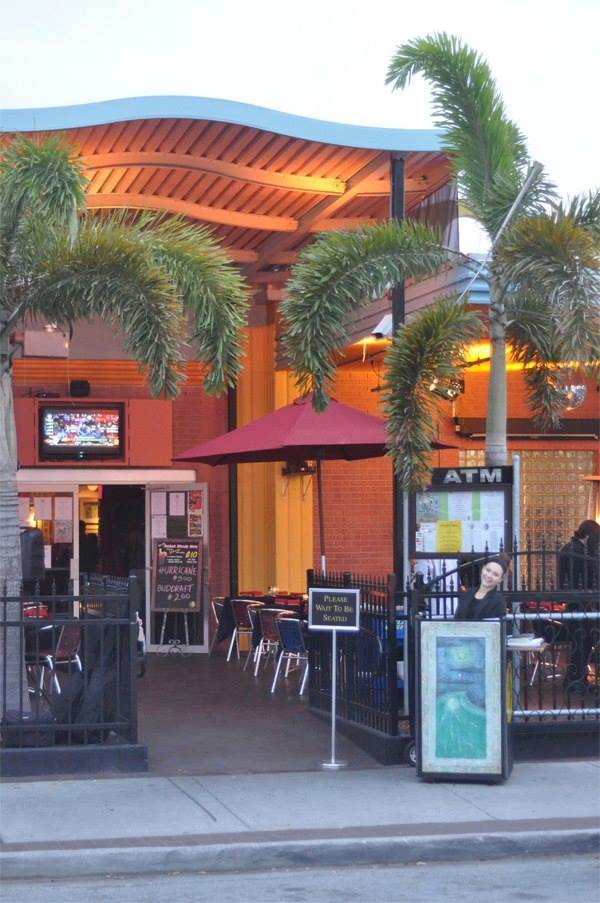 Matts Casbah | restaurant | 801 E New Haven Ave, Melbourne, FL 32901, USA | 3215741099 OR +1 321-574-1099