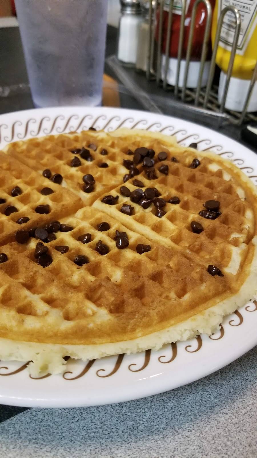 Waffle House | meal takeaway | 7290 Pendleton Pike, Lawrence, IN 46226, USA | 3175496961 OR +1 317-549-6961