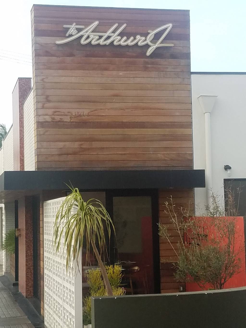 The Arthur J | restaurant | 903 Manhattan Ave, Manhattan Beach, CA 90266, USA | 3108789620 OR +1 310-878-9620