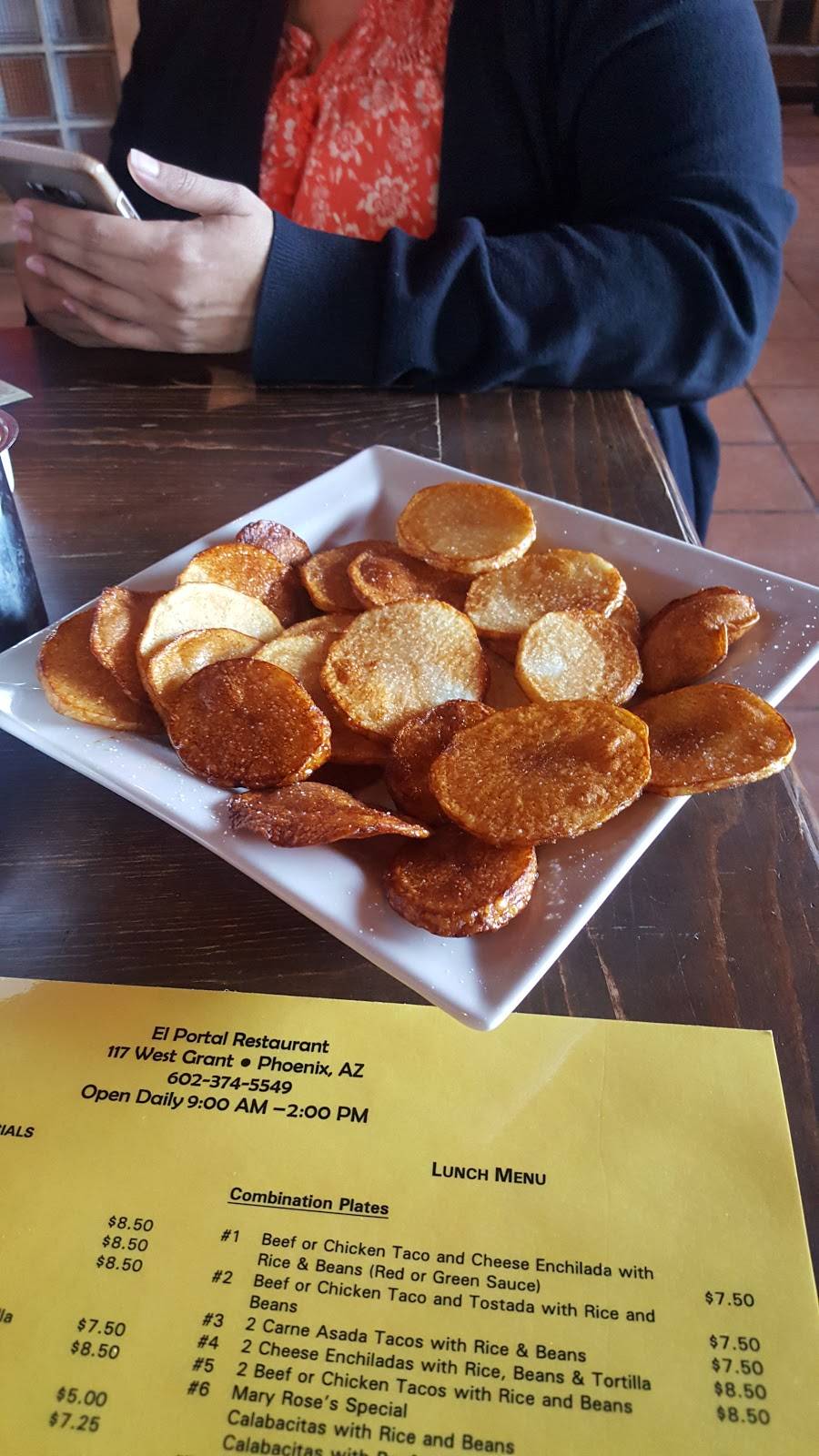 El Portal | restaurant | 117 W Grant St, Phoenix, AZ 85003, USA | 6023745549 OR +1 602-374-5549