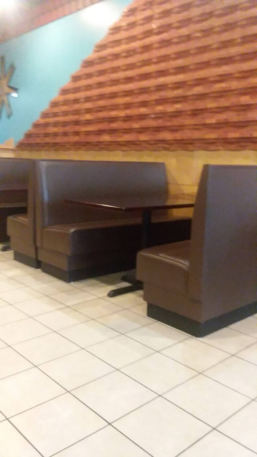 Los Jefes Mexican Restaurant | restaurant | 530 W 30th St, Connersville, IN 47331, USA | 7652221090 OR +1 765-222-1090