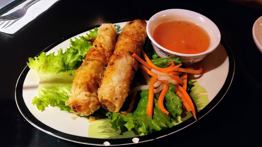 The Lemongrass | restaurant | 365 S Grady Way, Renton, WA 98057, USA | 4252282000 OR +1 425-228-2000