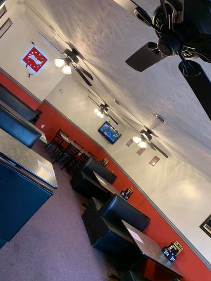 Michaels Tavern | restaurant | 341 E Lincoln Ave, McDonald, PA 15057, USA | 7249264555 OR +1 724-926-4555