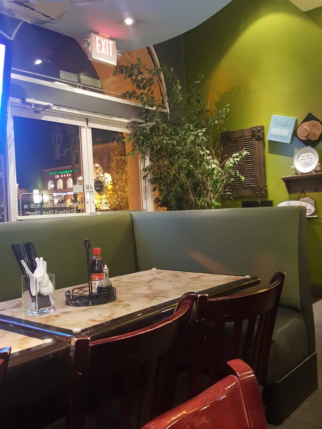 Rong Biển Restaurant | restaurant | 1111 Story Rd Ste 1080, San Jose, CA 95122, USA | 4082839231 OR +1 408-283-9231