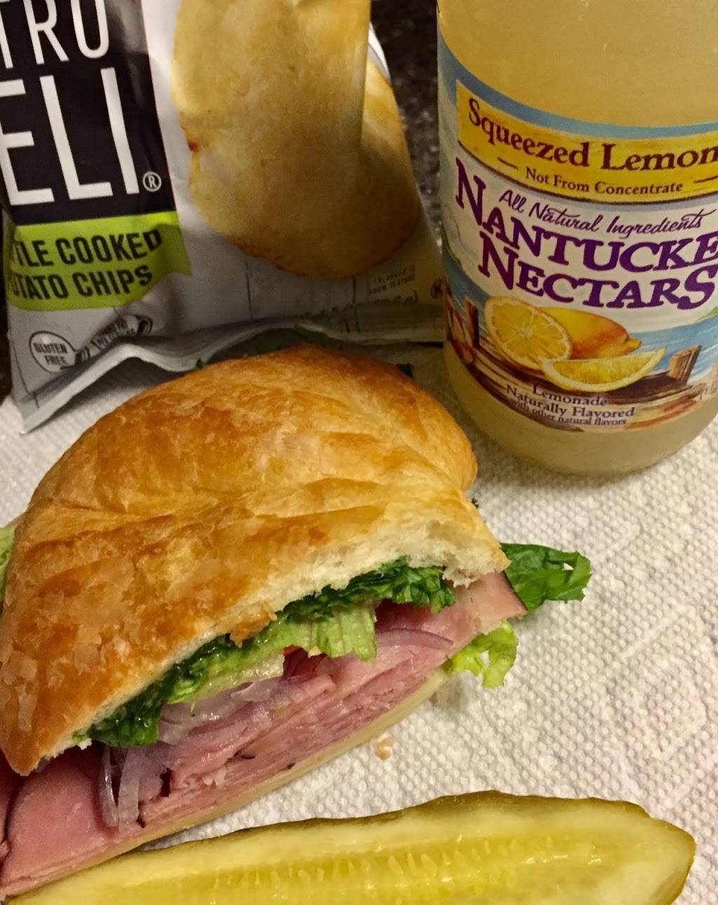 Dunns Deli | restaurant | 2512, 134 Main St W, Banner Elk, NC 28604, USA | 8288986731 OR +1 828-898-6731