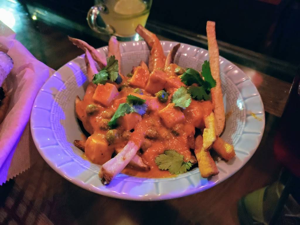 Bar 327 Braun Court | restaurant | 327 Braun Ct, Ann Arbor, MI 48104, USA | 7342193768 OR +1 734-219-3768