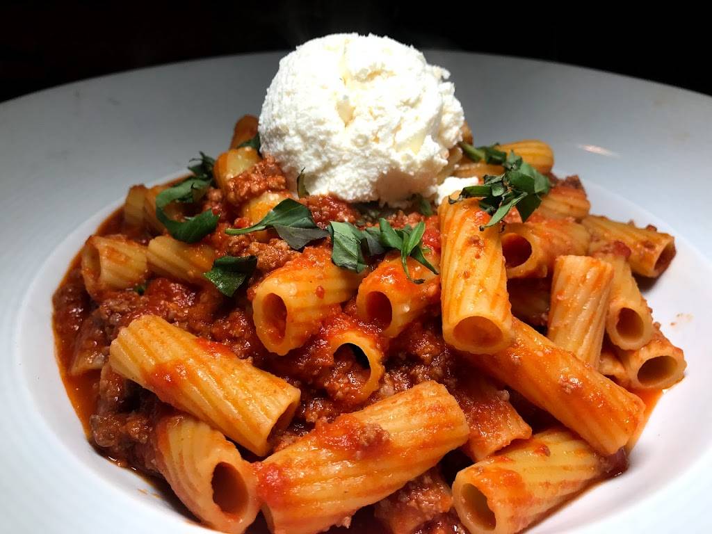 Pizzaiola | restaurant | 1162 Deer Park Ave, North Babylon, NY 11703, USA | 6312426111 OR +1 631-242-6111