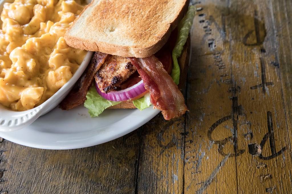 Blackwells | restaurant | 3151 Green Valley Rd, Vestavia Hills, AL 35243, USA | 2059673798 OR +1 205-967-3798