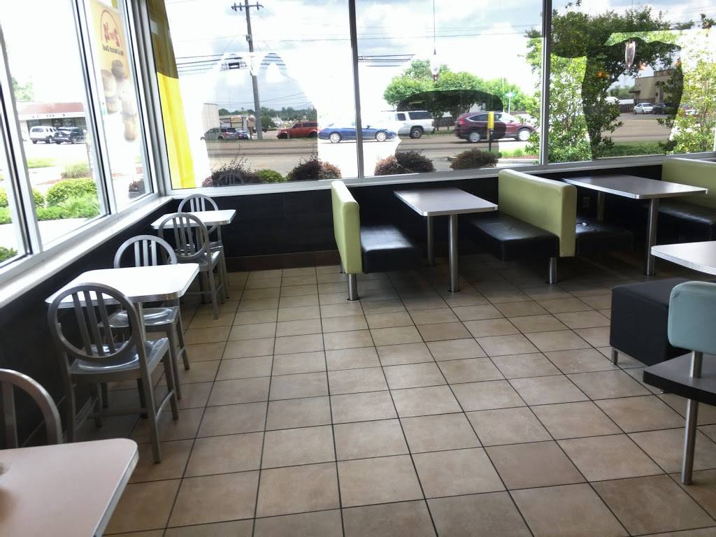 McDonalds | cafe | 519 S Gloster St, Tupelo, MS 38801, USA | 6628445505 OR +1 662-844-5505