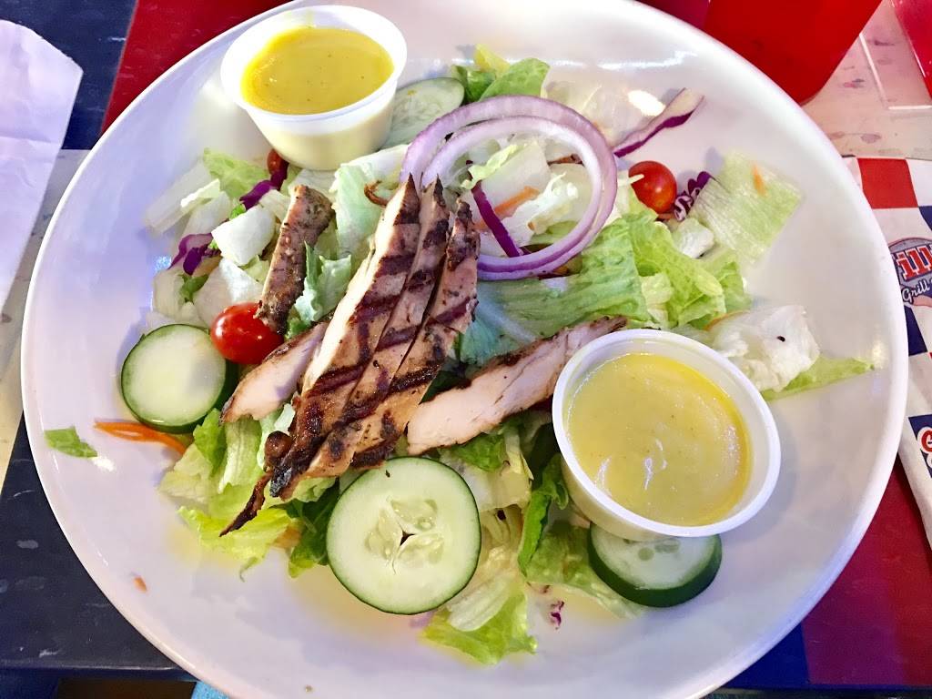 Willies Grill & Icehouse | restaurant | 945 Hwy 6, Sugar Land, TX 77478, USA | 2812422252 OR +1 281-242-2252