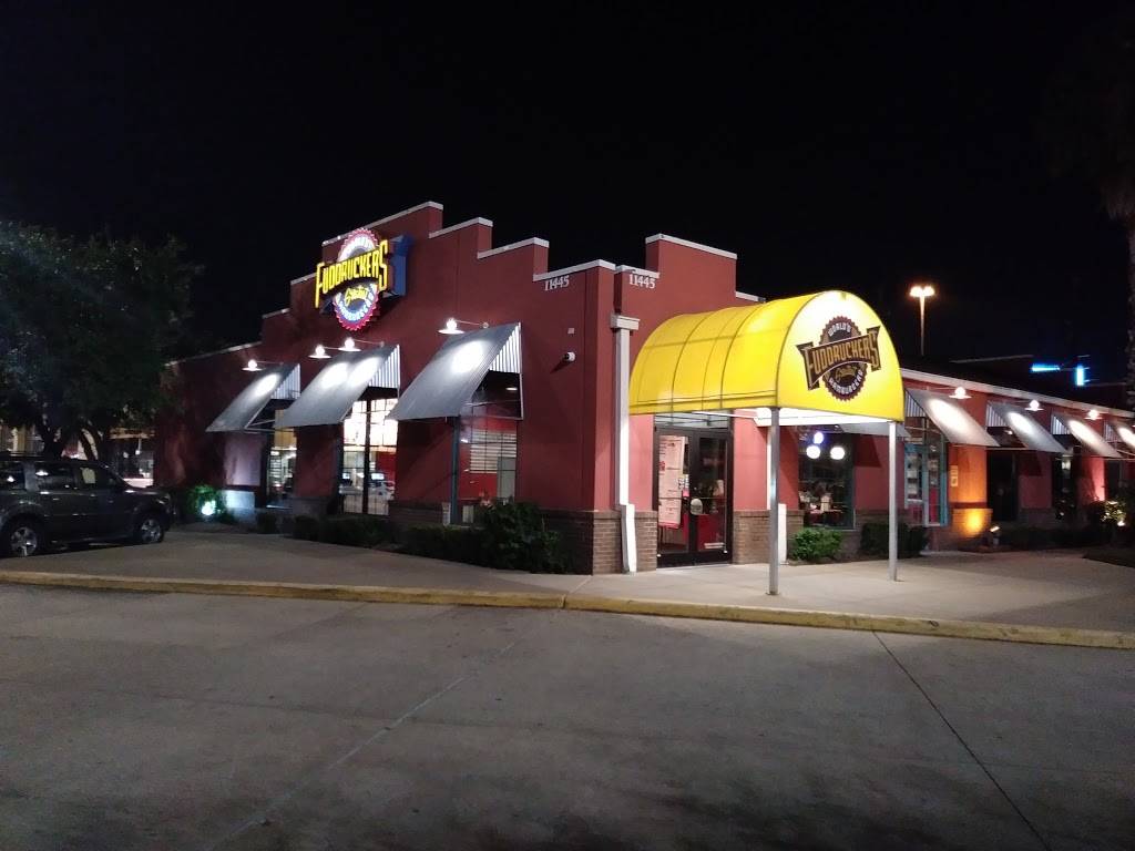 Fuddruckers | restaurant | 11445 Fountain Lake Dr, Stafford, TX 77477, USA | 2812409414 OR +1 281-240-9414