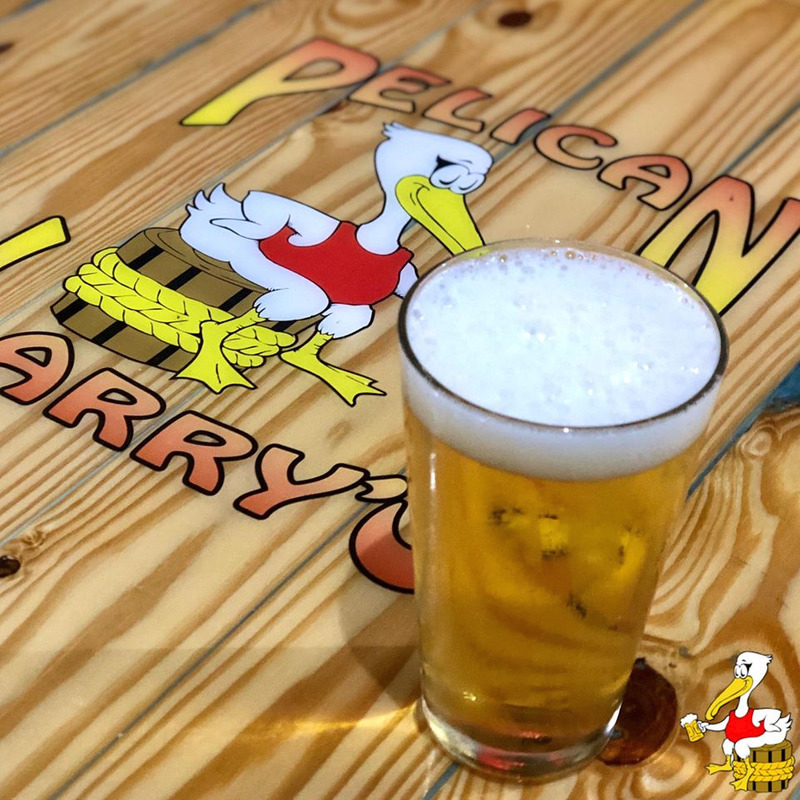 Pelican Larrys Raw Bar and Grill | restaurant | 19800 Village Center Dr STE 235, Fort Myers, FL 33913, USA | 2392082570 OR +1 239-208-2570