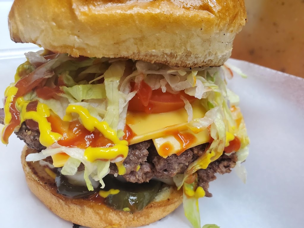 Pair of Aces Sports Bar and Grill | restaurant | 1743 State St, Racine, WI 53404, USA | 2627703995 OR +1 262-770-3995