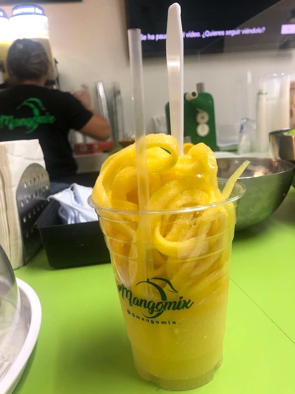 Mangomix | restaurant | 6804 N Armenia Ave, Tampa, FL 33604, USA | 8133742823 OR +1 813-374-2823