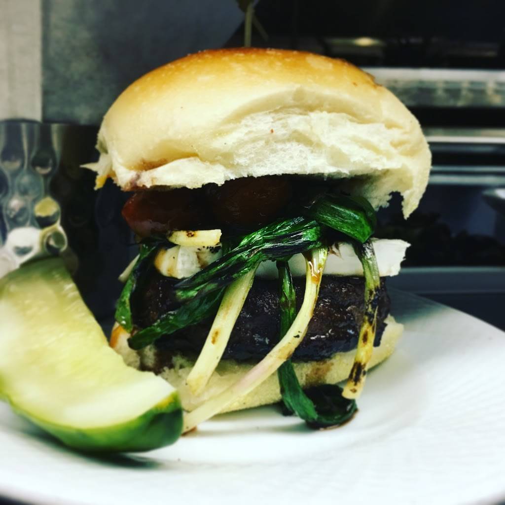 Egan & Sons | restaurant | 118 Walnut St, Montclair, NJ 07042, USA | 9737441413 OR +1 973-744-1413