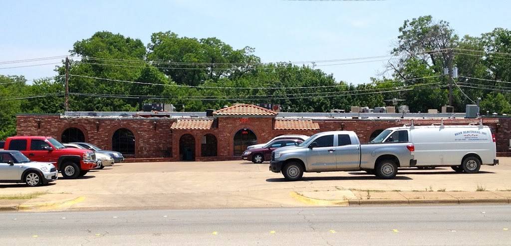 Fiesta Mexican Restaurant | restaurant | 3233 Hemphill St, Fort Worth, TX 76110, USA | 8179236941 OR +1 817-923-6941