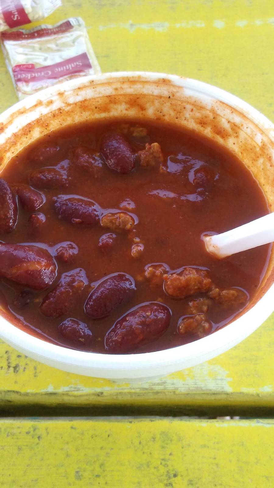 Famous Js | restaurant | 1458, 623 N Market St, Mt Carmel, IL 62863, USA | 6184502179 OR +1 618-450-2179