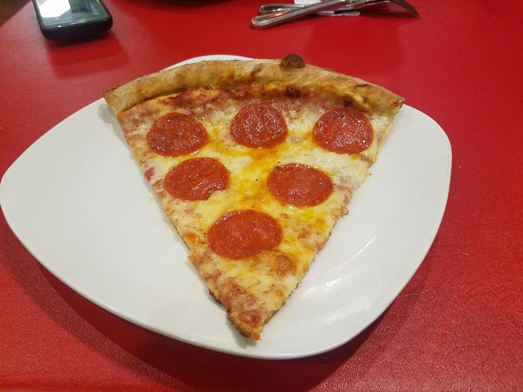 Goombas Inc | restaurant | 2395 S Hwy 27, Clermont, FL 34711, USA | 3529894403 OR +1 352-989-4403