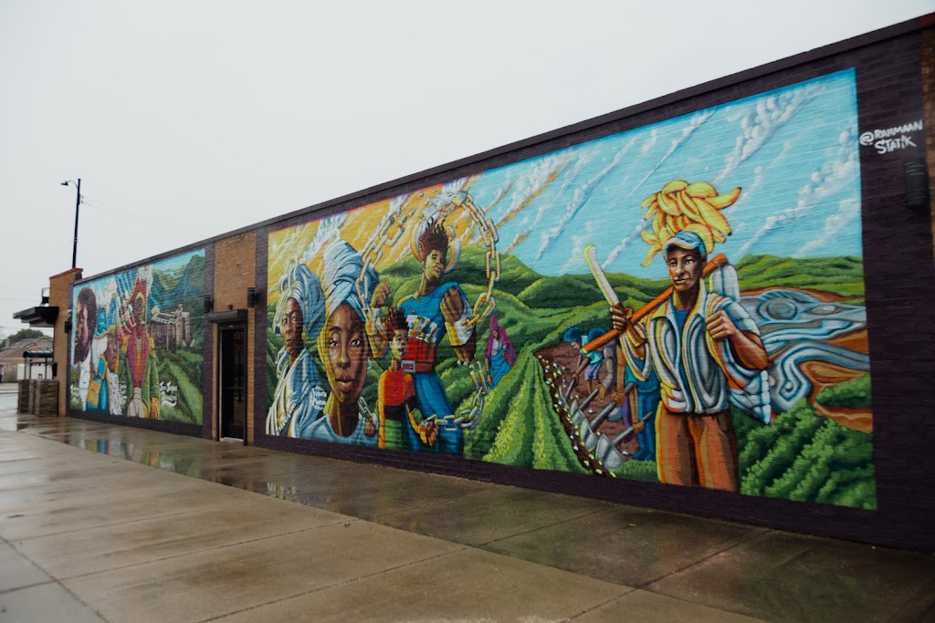 Liors Cafe | restaurant | 10500 S Halsted St, Chicago, IL 60628, USA | 7732502211 OR +1 773-250-2211