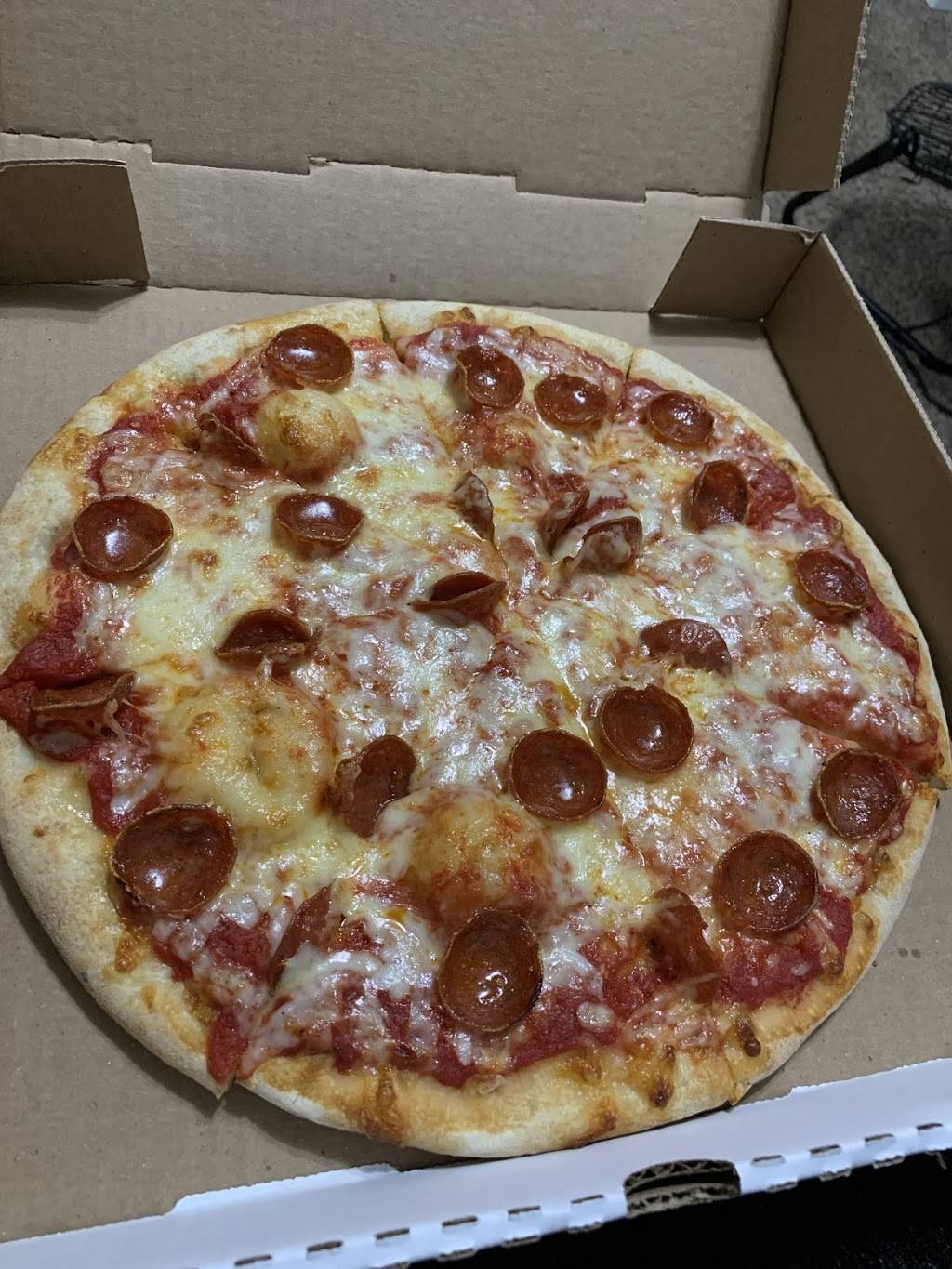 The Pizza Dragon | restaurant | 621 S Indiana Ave, Sellersburg, IN 47172, USA | 8127480073 OR +1 812-748-0073