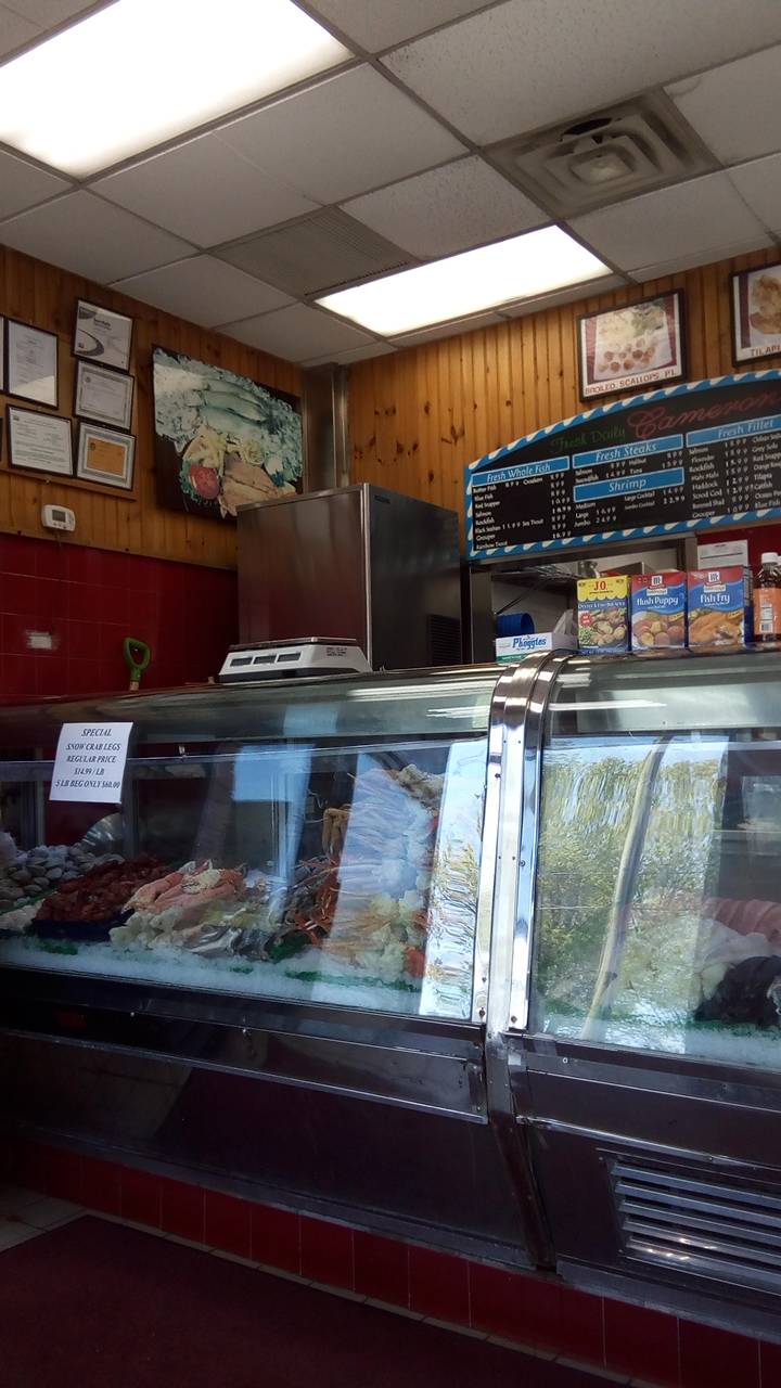 Camerons Seafood | restaurant | 3919 Branch Ave, Marlow Heights, MD 20748, USA | 3013162000 OR +1 301-316-2000