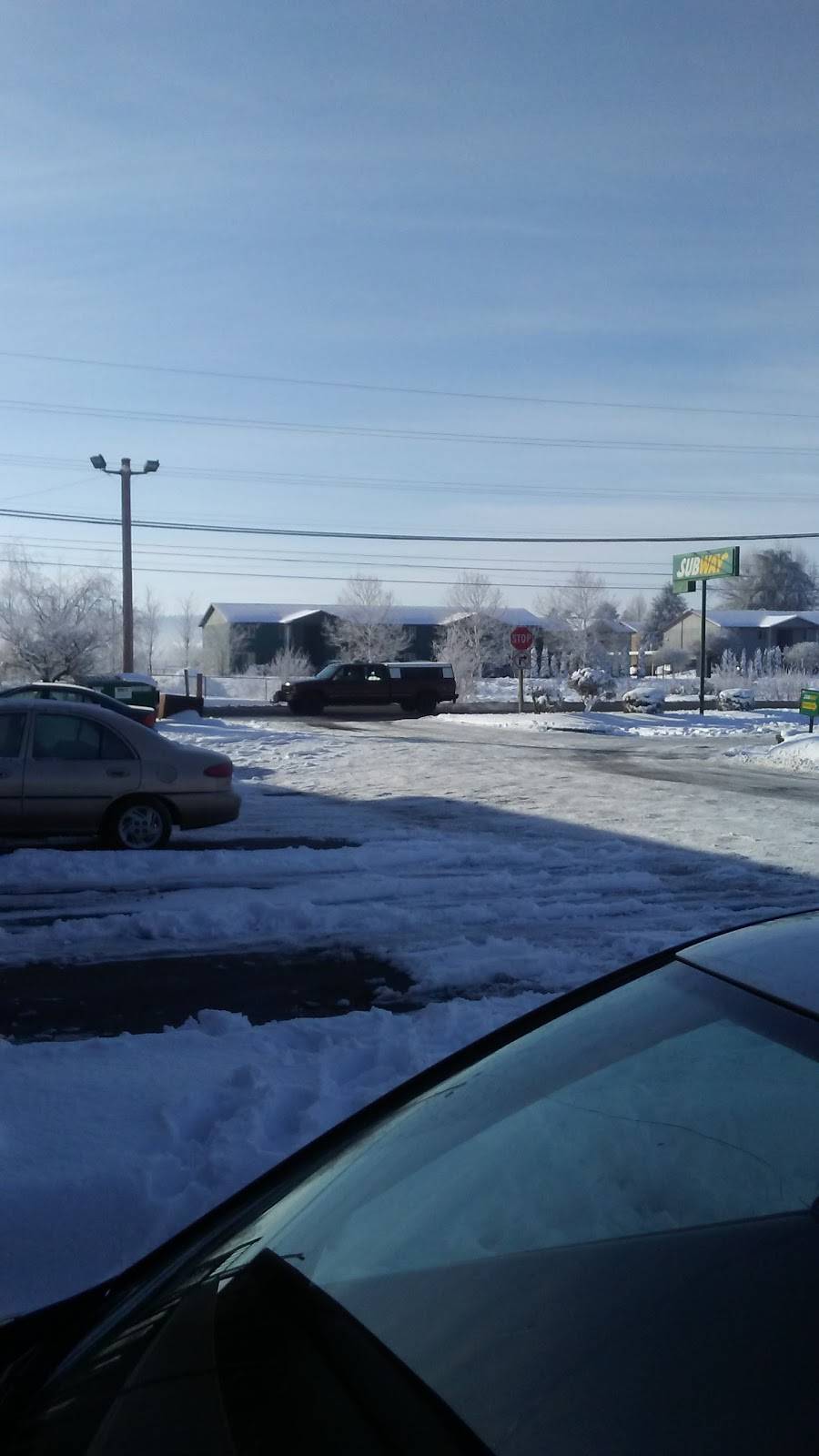 Subway | restaurant | 4419 Pacific Ave, Forest Grove, OR 97116, USA | 5033594478 OR +1 503-359-4478