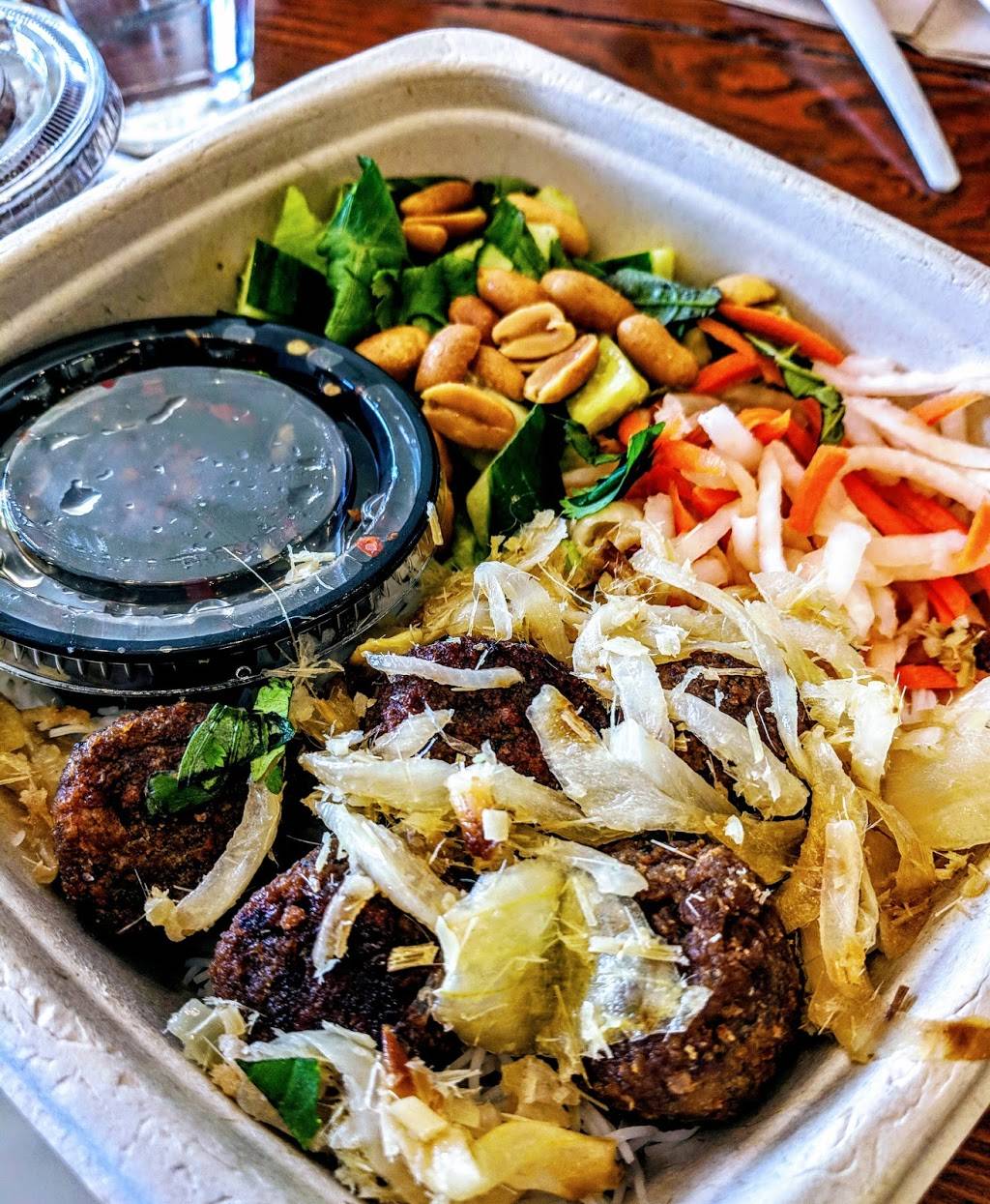 Elys | restaurant | 850 E Western Reserve Rd # 7, Youngstown, OH 44514, USA | 3309533445 OR +1 330-953-3445