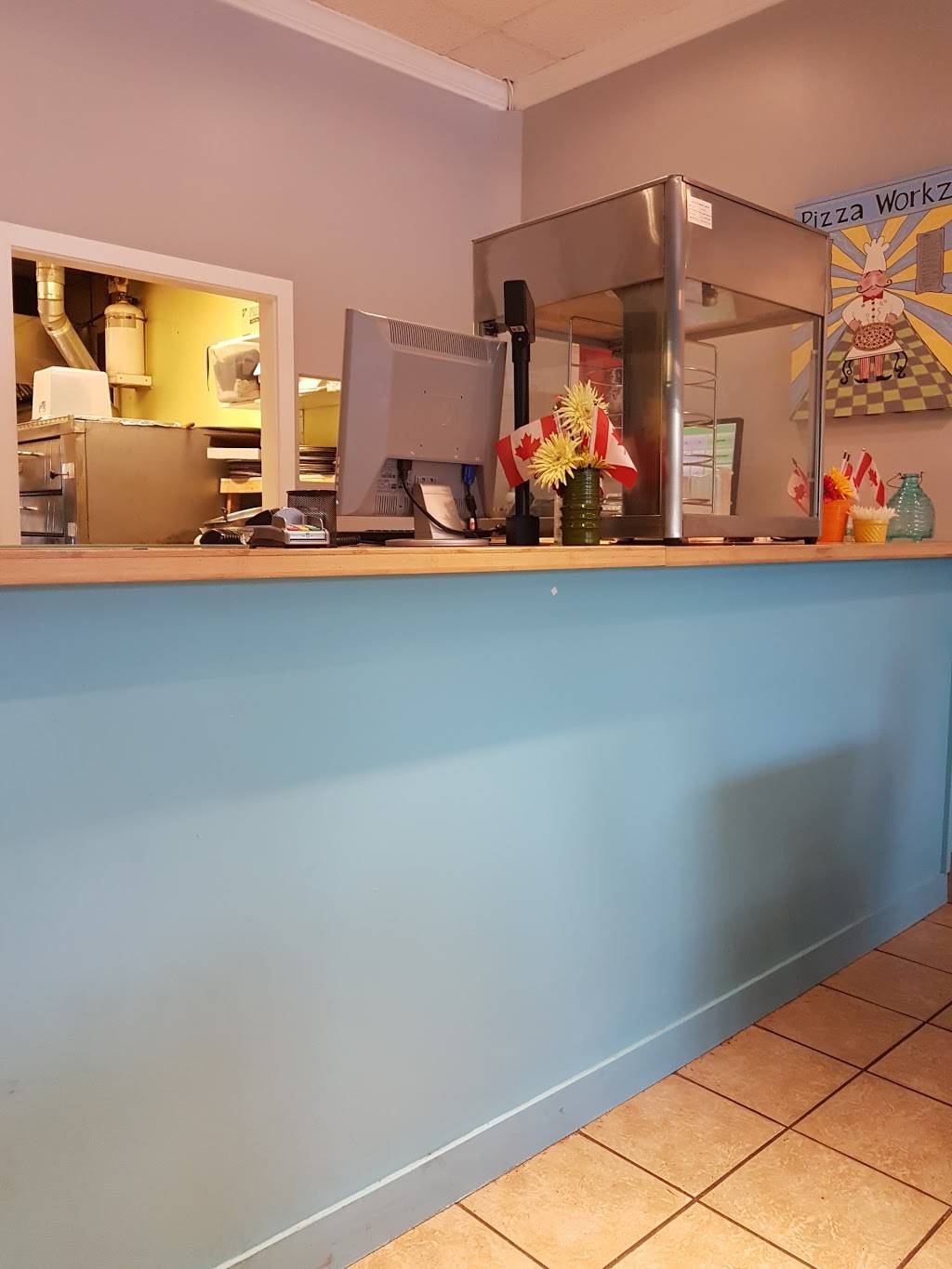 Pizza Workz Restaurant | restaurant | 461 Donald B. Munro Dr, Carp, ON K0A 1L0, Canada | 6138395555 OR +1 613-839-5555