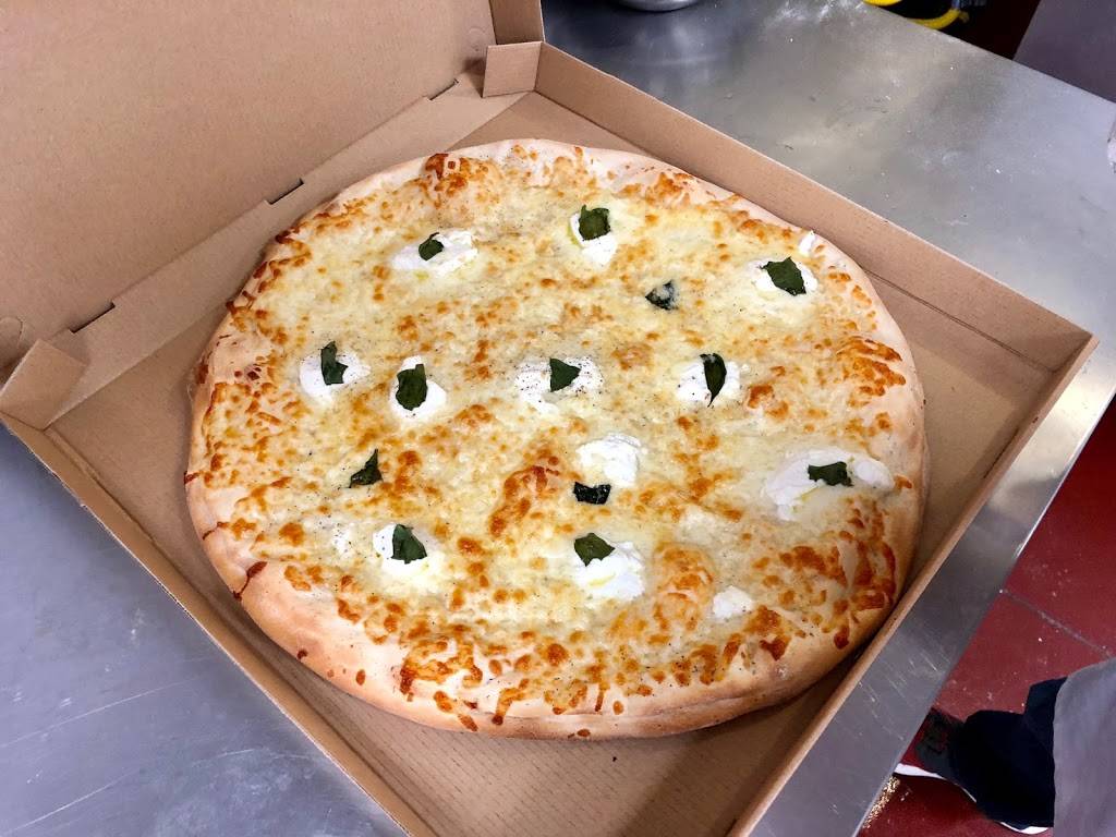 Allinas Pizza | restaurant | 1912 Mt Gallant Rd # 106, Rock Hill, SC 29732, USA | 8033260441 OR +1 803-326-0441