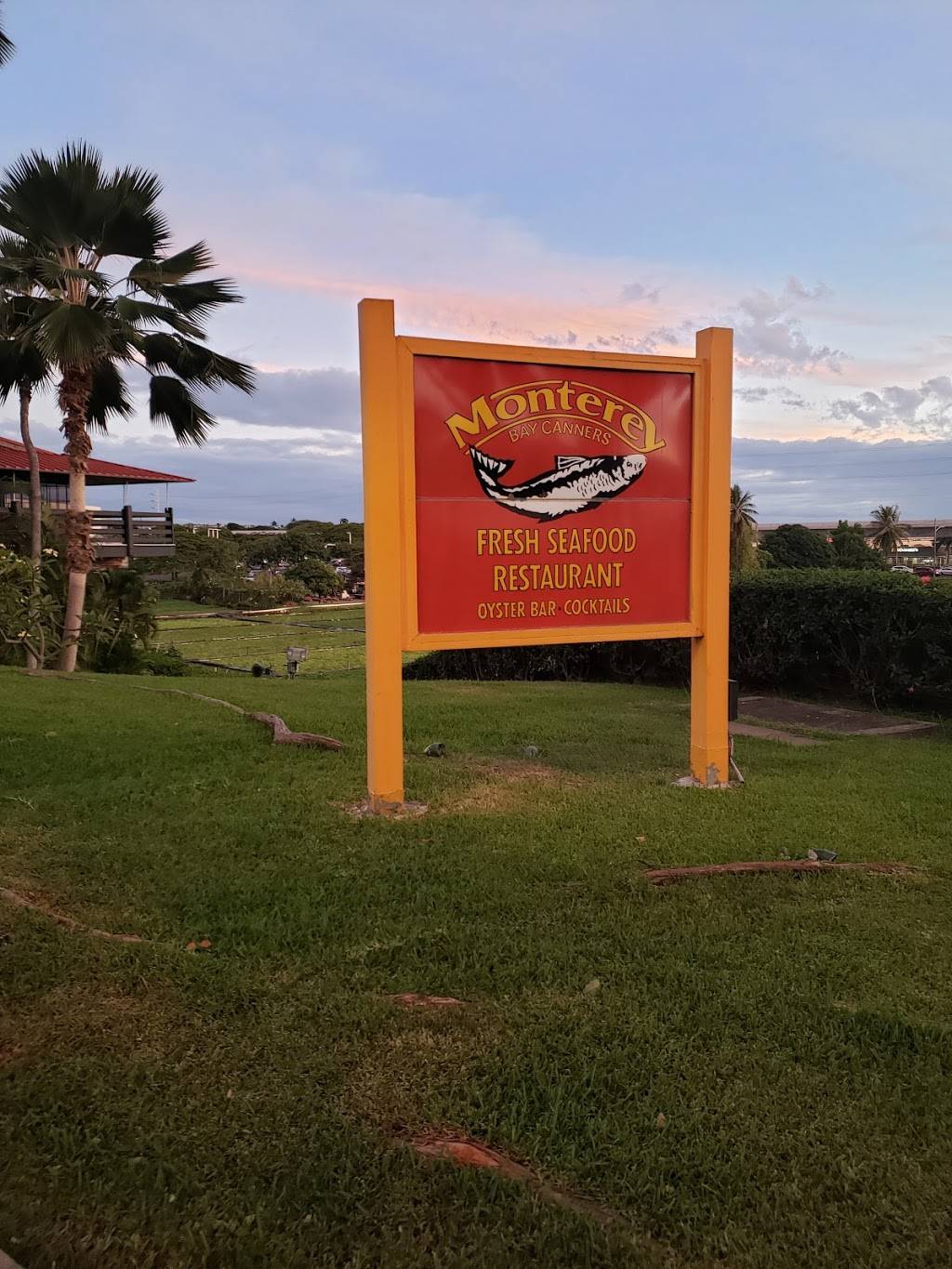 Monterey Bay Canners | restaurant | 98-1005 Moanalua Rd # Fs8, Aiea, HI 96701, USA | 8084833555 OR +1 808-483-3555