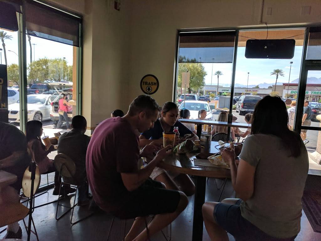 Which Wich Superior Sandwiches | restaurant | 11051 Victory Blvd, North Hollywood, CA 91606, USA | 8187381003 OR +1 818-738-1003