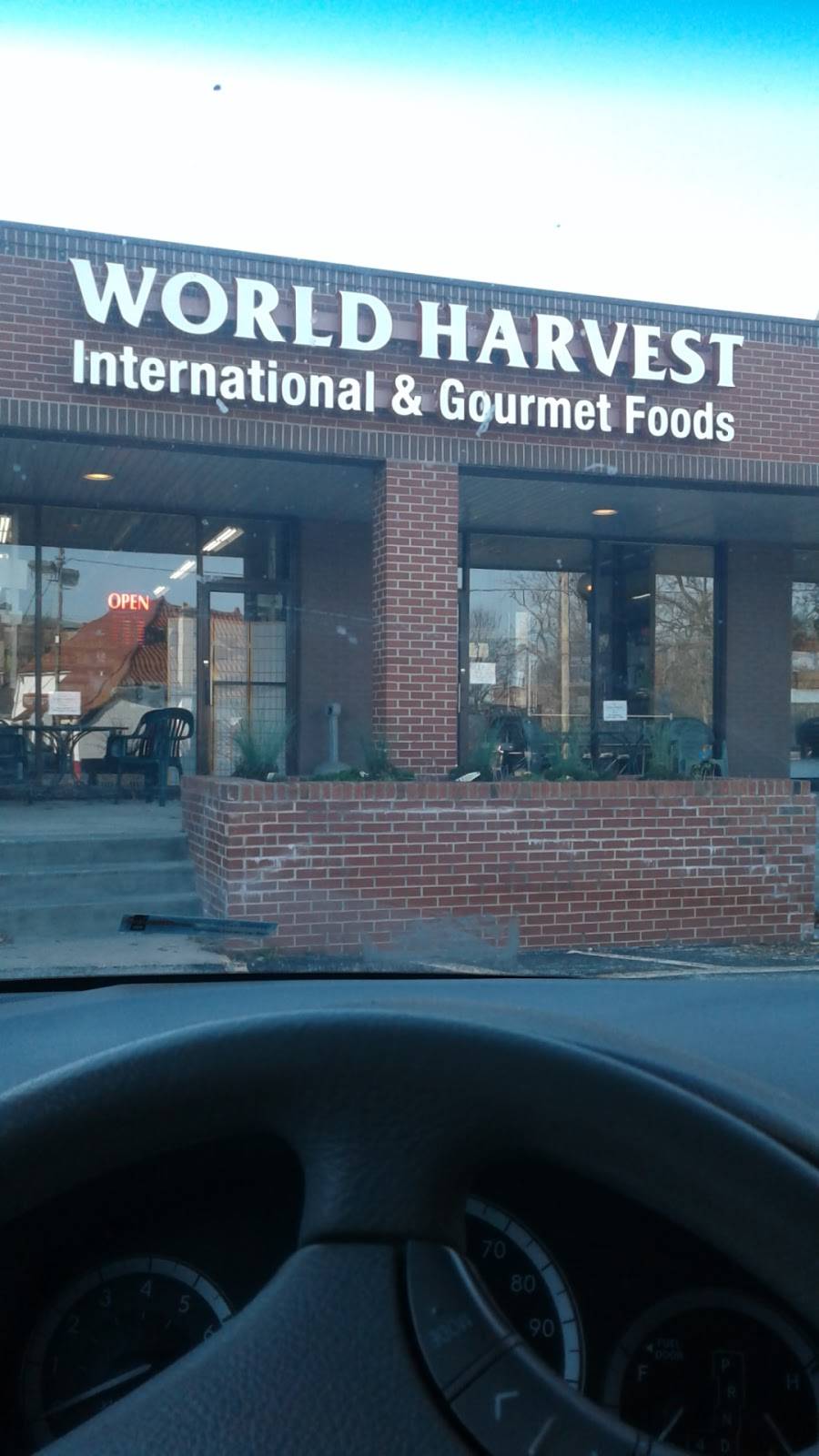 Strawberry Fields Cafe | cafe | 306 W Springfield Ave, Urbana, IL 61801, USA | 2173281655 OR +1 217-328-1655