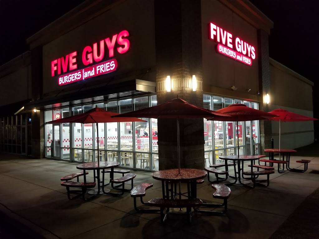 Five Guys | meal takeaway | 3840 Promenade Parkway Suite N-1, DIberville, MS 39540, USA | 2283923390 OR +1 228-392-3390