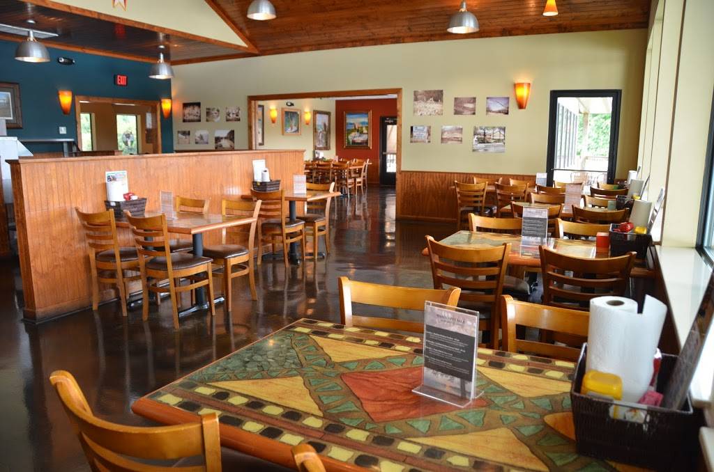 Riverview Restaurant & Marina | restaurant | 110 Old River Rd, Ashland City, TN 37015, USA | 6157927358 OR +1 615-792-7358