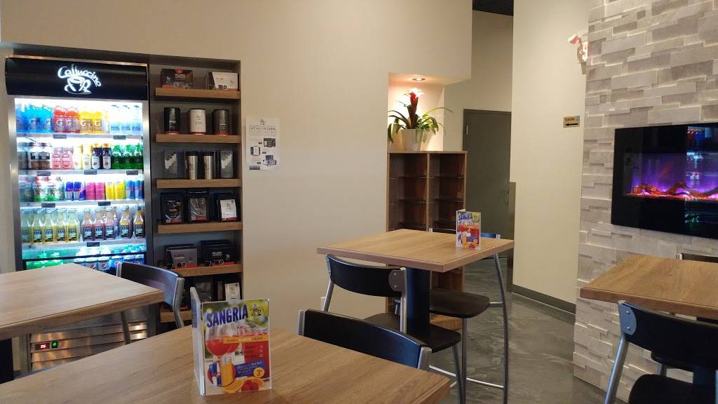 Caffuccino Granby | restaurant | 800 Rue Principale, Granby, QC J2G 2Y8, Canada | 5793653303 OR +1 579-365-3303