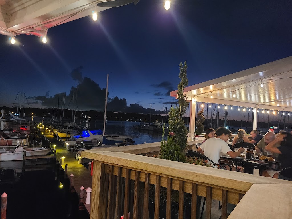 The Wharf 850 | restaurant | 821 Bayshore Dr, Niceville, FL 32578, USA | 8505001234 OR +1 850-500-1234
