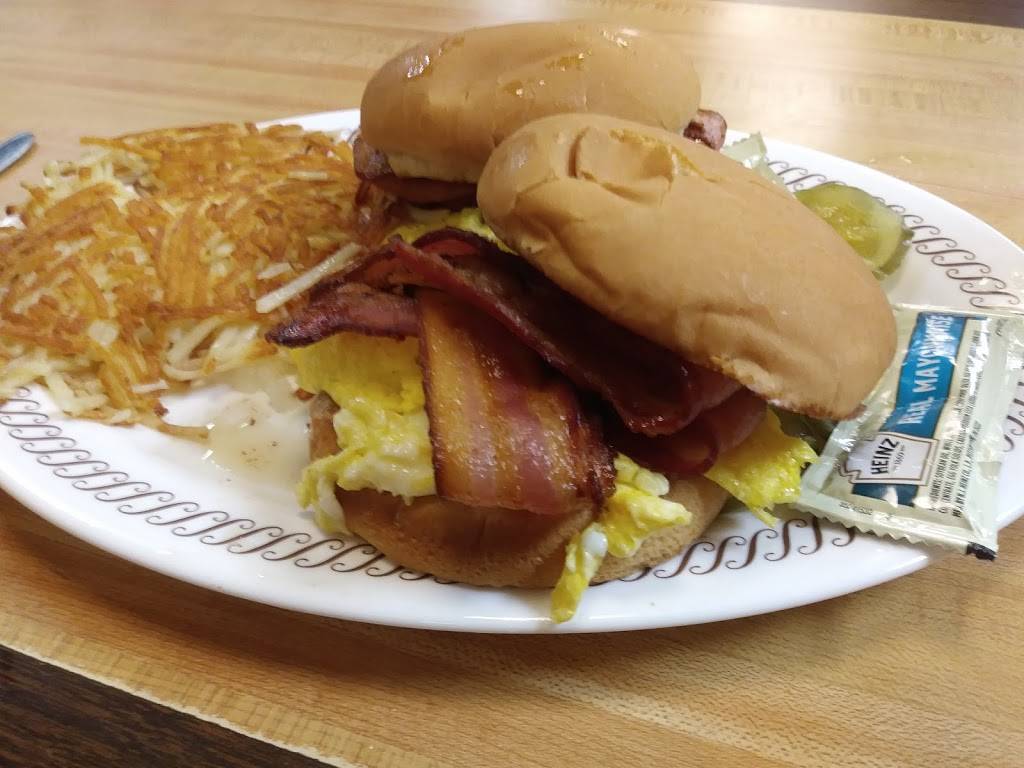 Waffle House | meal takeaway | 24148 Welcome Way Dr, Ruther Glen, VA 22546, USA | 8044484696 OR +1 804-448-4696