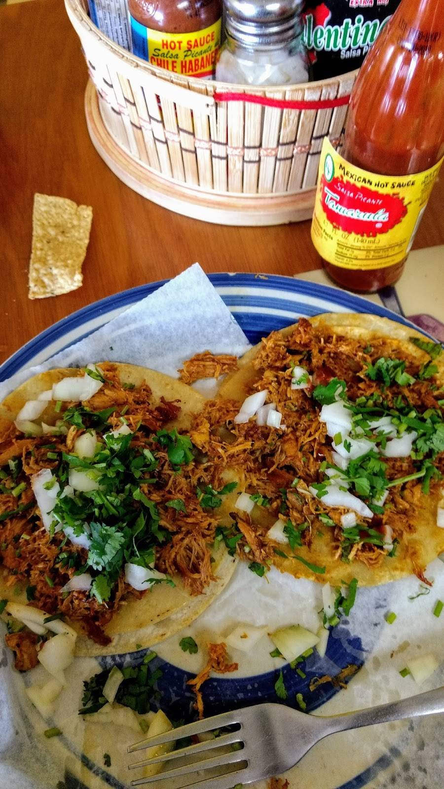 Vaqueros | restaurant | 107 Grand Ave, Northlake, IL 60164, USA | 8474511016 OR +1 847-451-1016