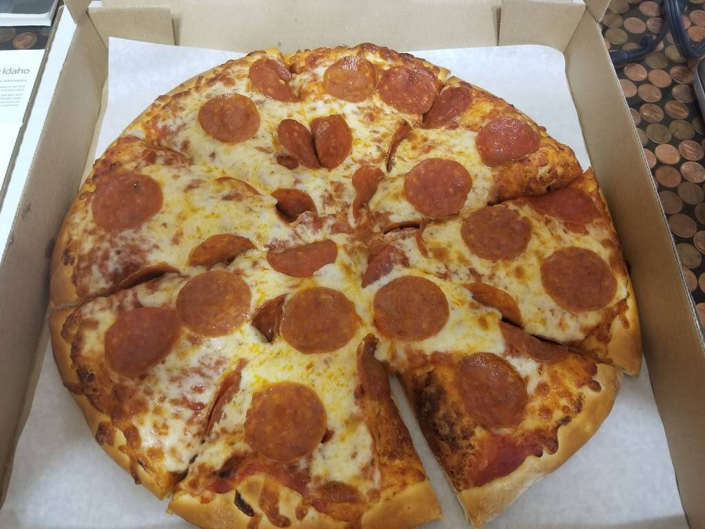 Tenintys Pizza and Subs | restaurant | 10395 NW Glencoe Rd #600, North Plains, OR 97133, USA | 5036475761 OR +1 503-647-5761