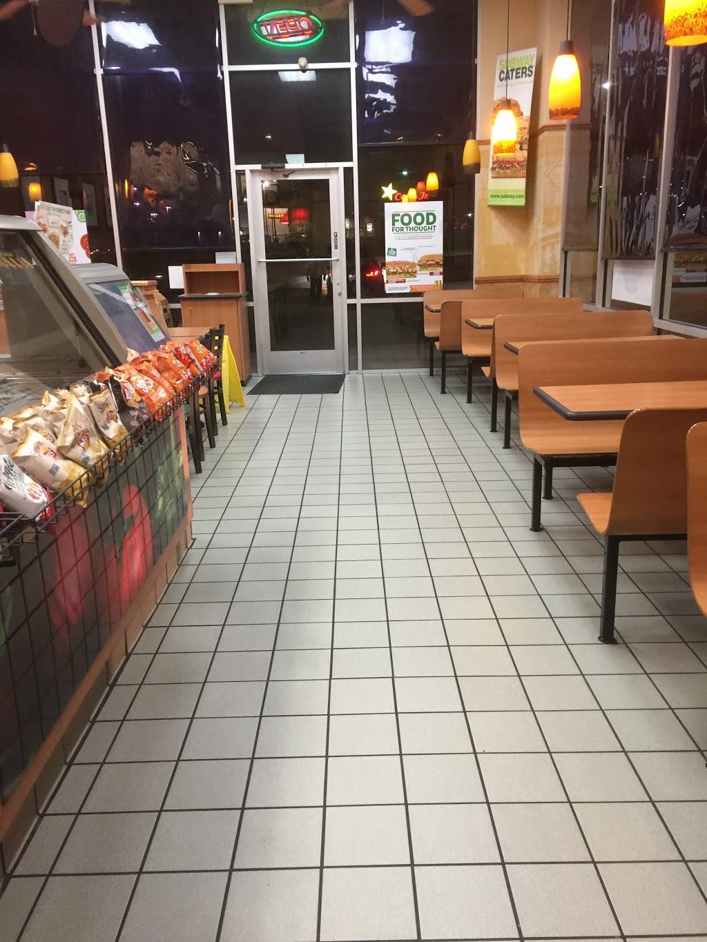 Subway | restaurant | Old Denton Center, 1001 E Hebron Pkwy Suite 100, Carrollton, TX 75010, USA | 9729390771 OR +1 972-939-0771