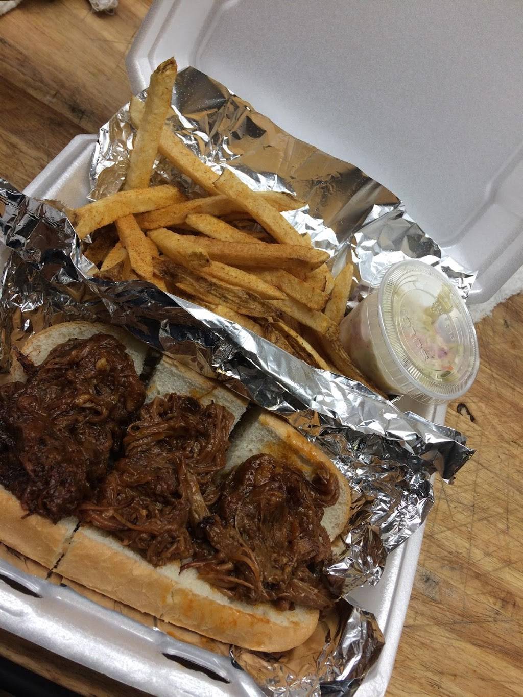 CZigs BBQ | restaurant | 14710 Main St, Upper Marlboro, MD 20772, USA | 3016277000 OR +1 301-627-7000