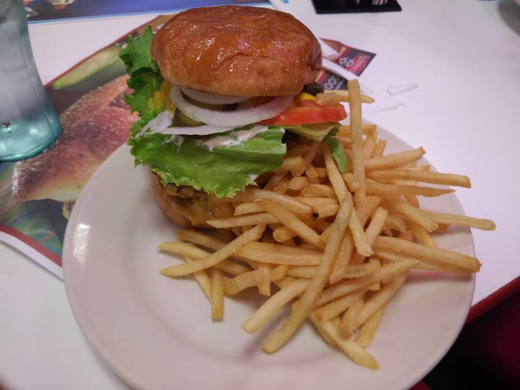 Steak n Shake | restaurant | 4325 W Lake Mary Blvd, Lake Mary, FL 32746, USA | 4073284200 OR +1 407-328-4200