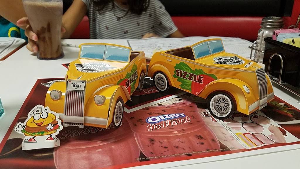 Steak n Shake | restaurant | 1651 W New Haven Ave, West Melbourne, FL 32904, USA | 3219533080 OR +1 321-953-3080